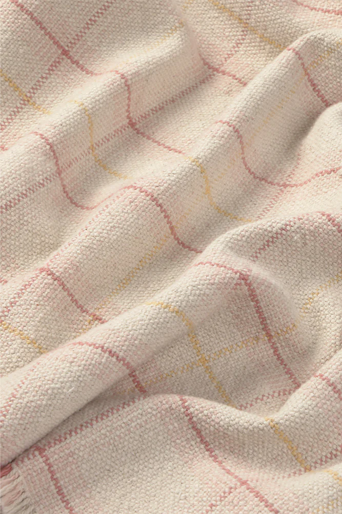 HANDLOOM KID BED THROW TARTAN ROSE - Image 5