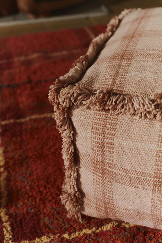 HANDLOOM POUF ROSE - Image 3