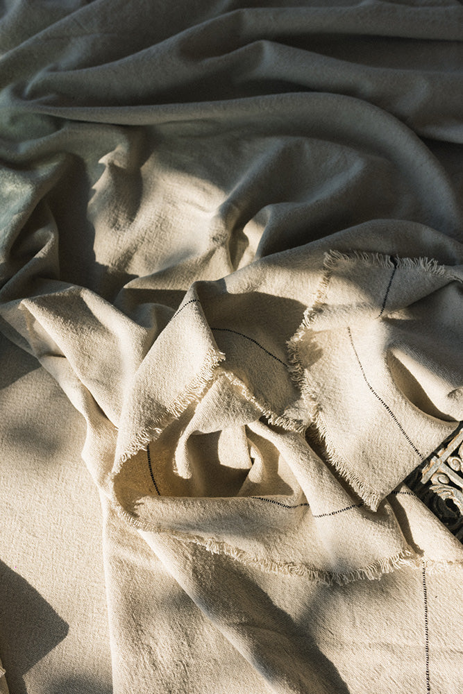 HANDLOOM TABLECLOTH GREIGE - Image 5