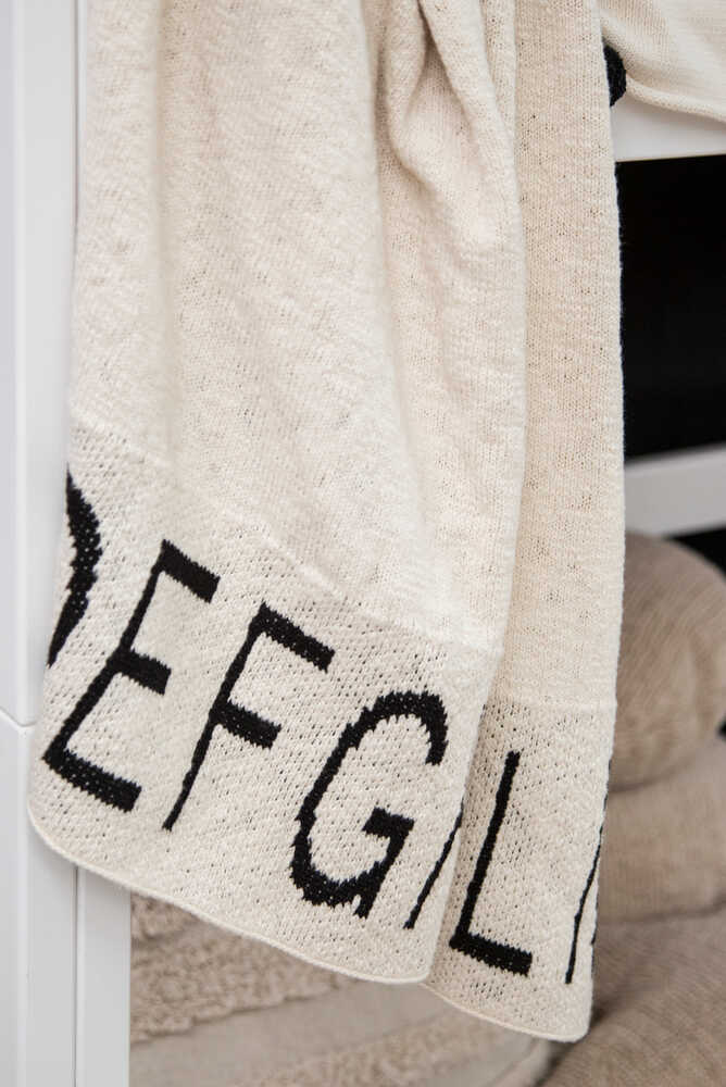 KNITTED BLANKET ABC NATURAL/BLACK - Image 3