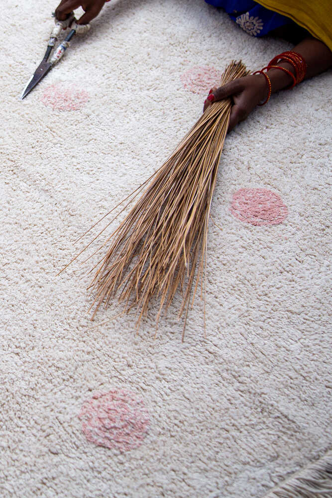 WASHABLE RUG HIPPY DOTS NATURAL - VINTAGE NUDE - Image 4