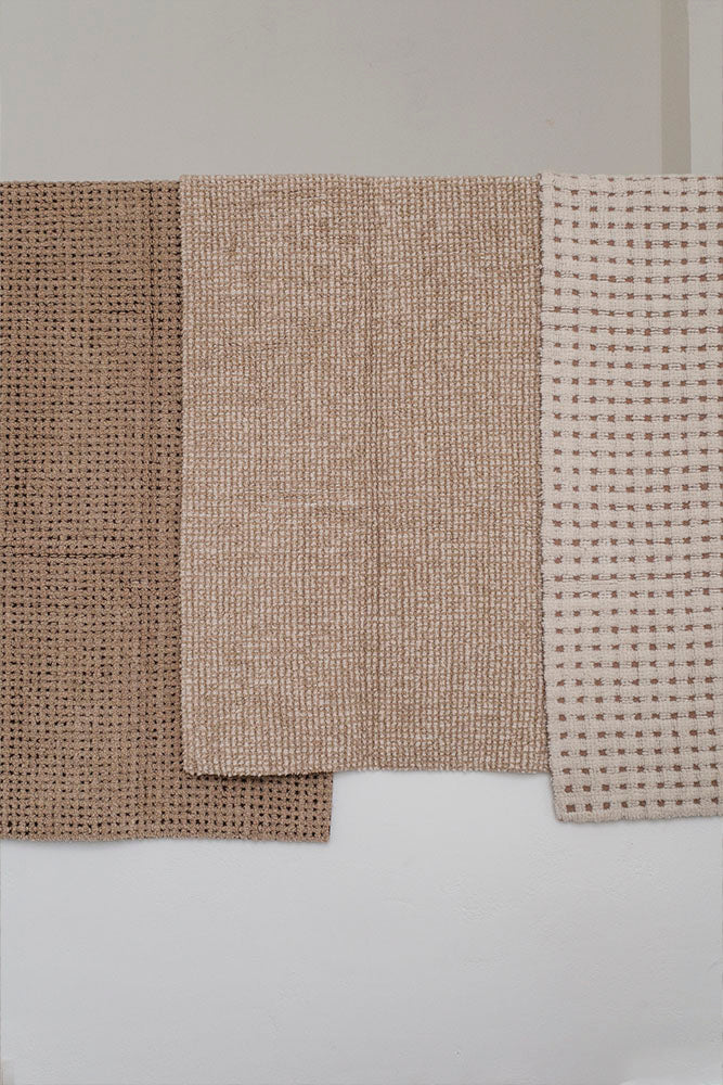Wool Rug Blur - Image 3